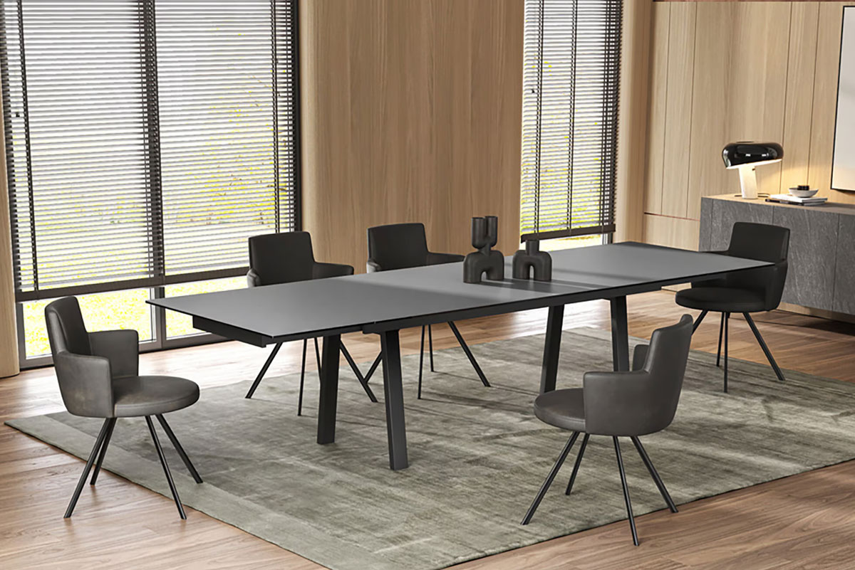 Trpezarijski sto Pietra